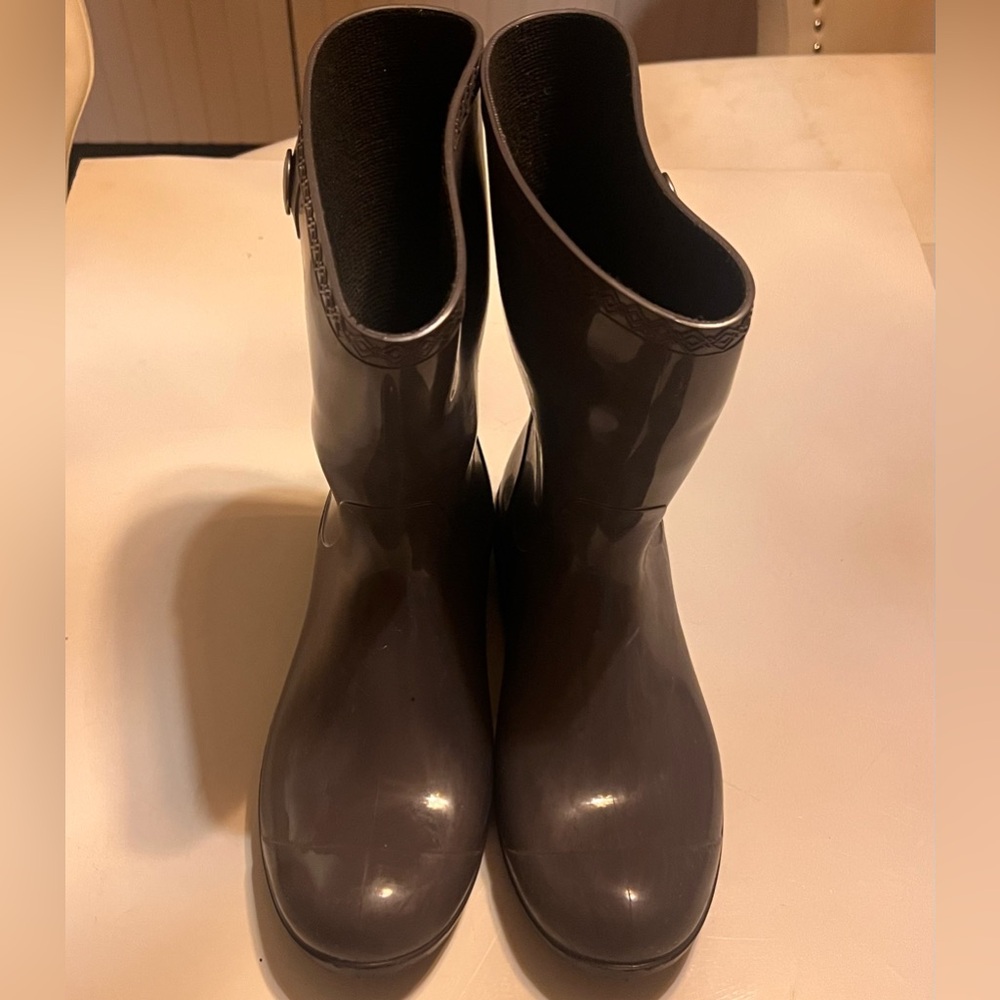 UGG Sienna Classic Rain Boots Gray 🩶 ☔️ | Waterproof | Cozy - Size 9, Mid-Calf